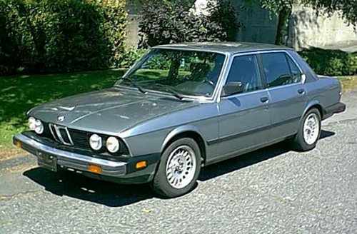 BMW E28 535i