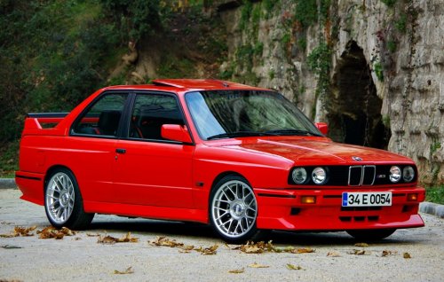 red BMW E30 M3