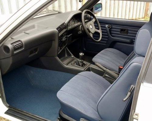 BMW e30 interior