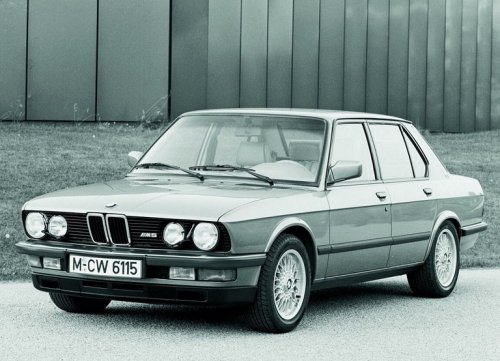 BMW E28 M5