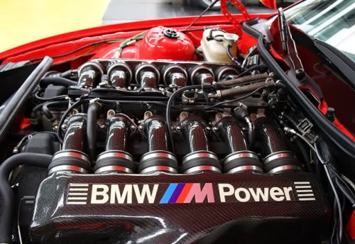 BMW S70 engine