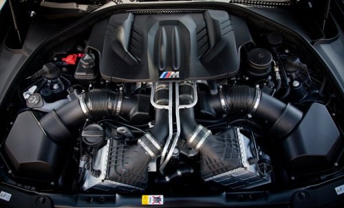 BMW s63 v8 engine